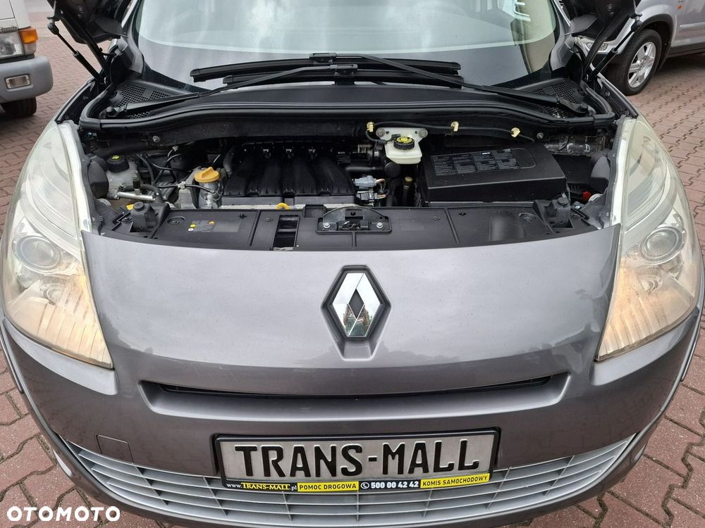 Renault Grand Scenic 2.0 16V 140 CVT Bose Edition - 23