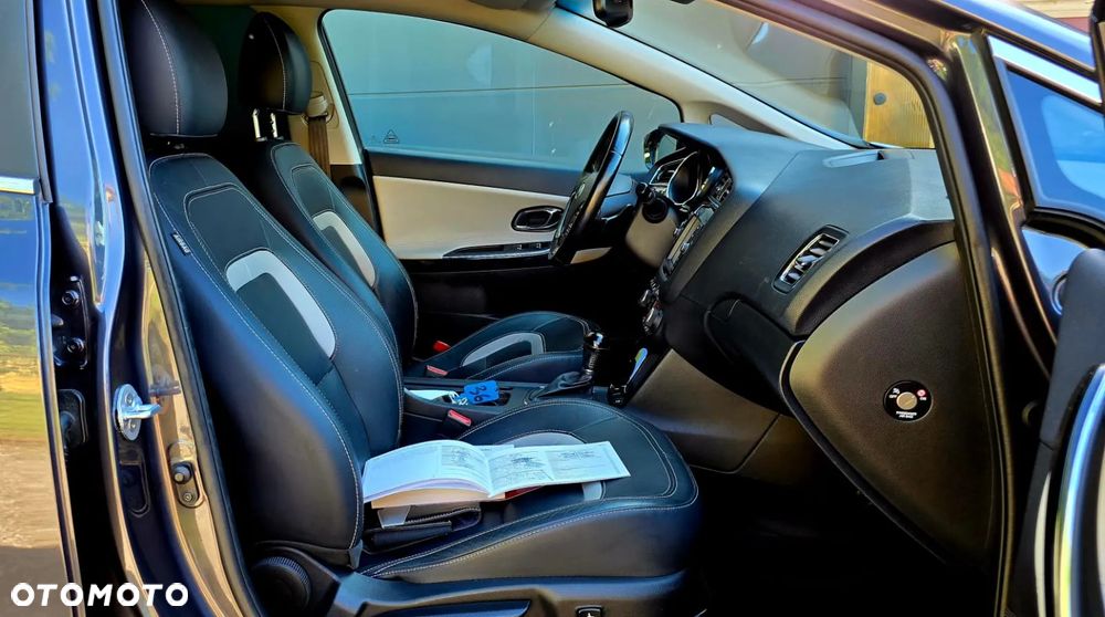 Kia Ceed 1.6 CRDi SCR L Business Line Plus DCT - 12