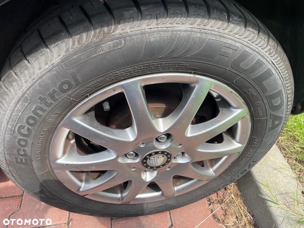 Kia Rio 1.4 Family + - 3