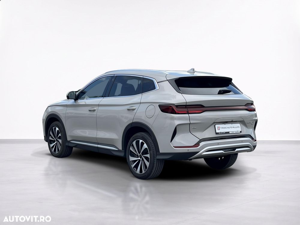 BYD Seal U 2025 — imagine 4