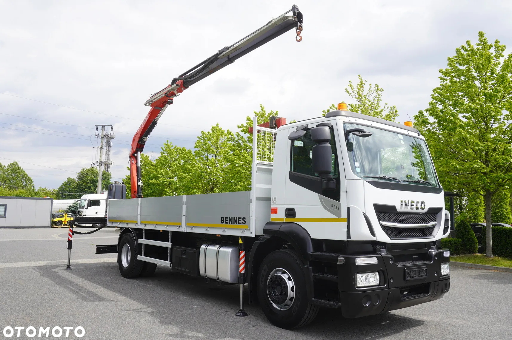 Iveco Stralis 310 / 34 tys. km!!! / HDS Fassi 4t 400 MTH! / Burtowy - 13