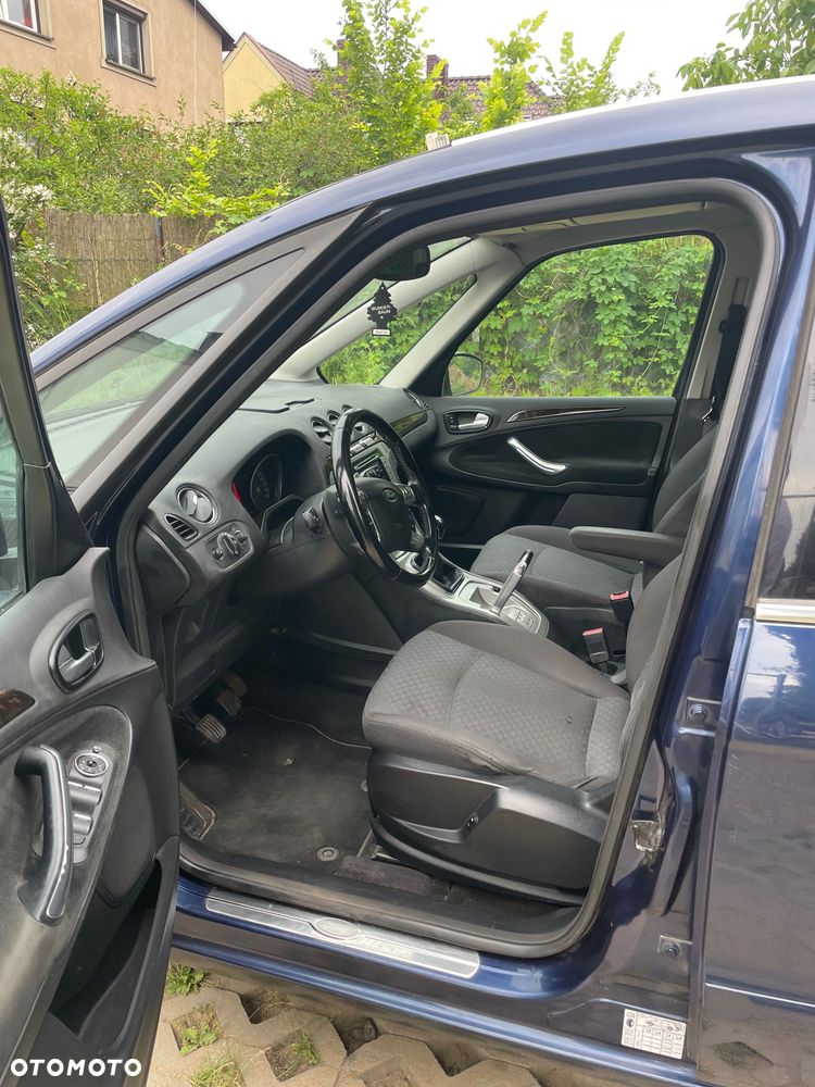 Ford Galaxy - 4
