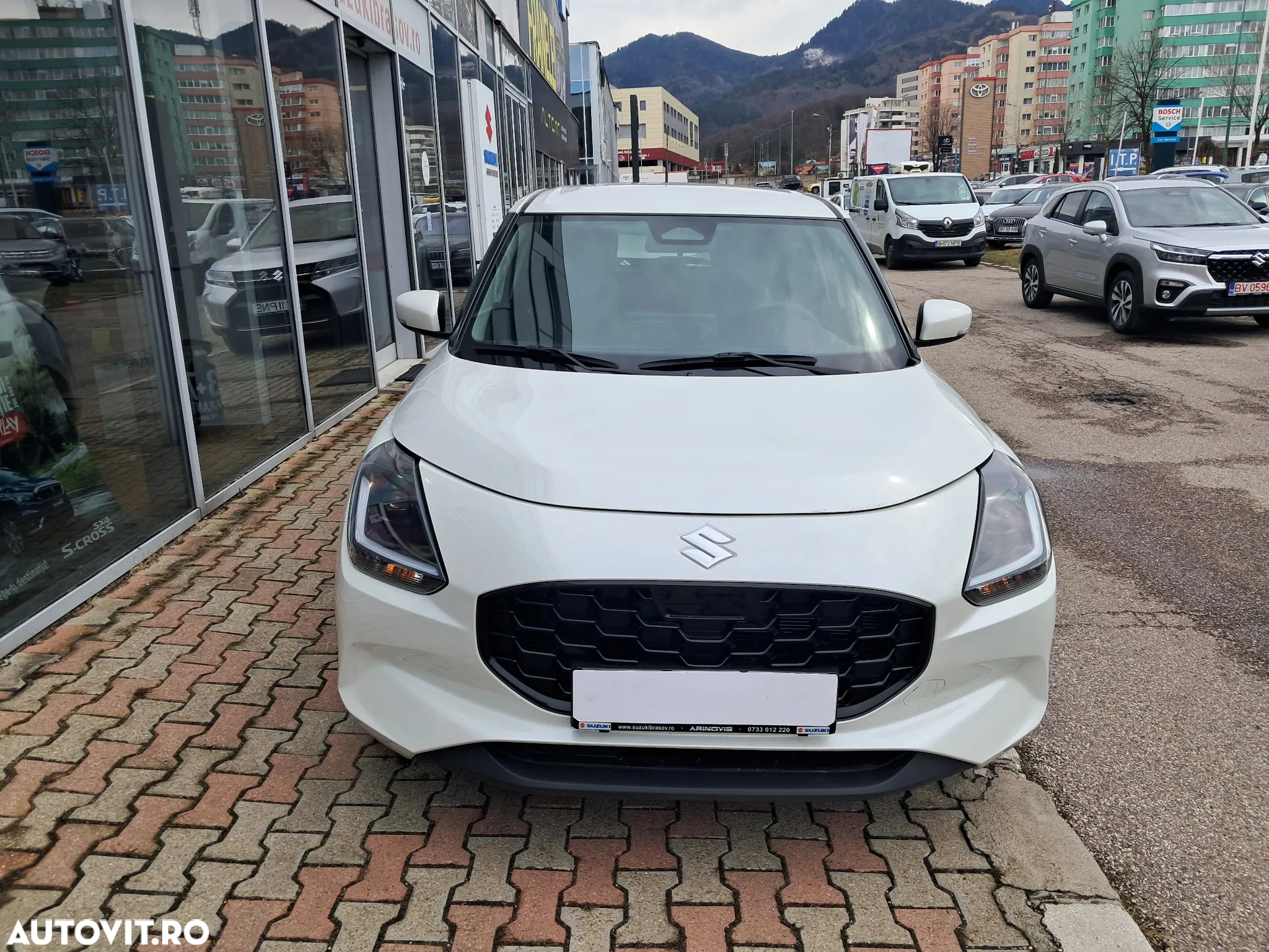 Suzuki Swift 1.2 Dualjet 12V MHEV Spirit - 2