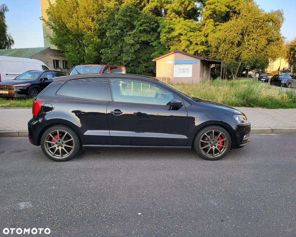 Volkswagen Polo - 2