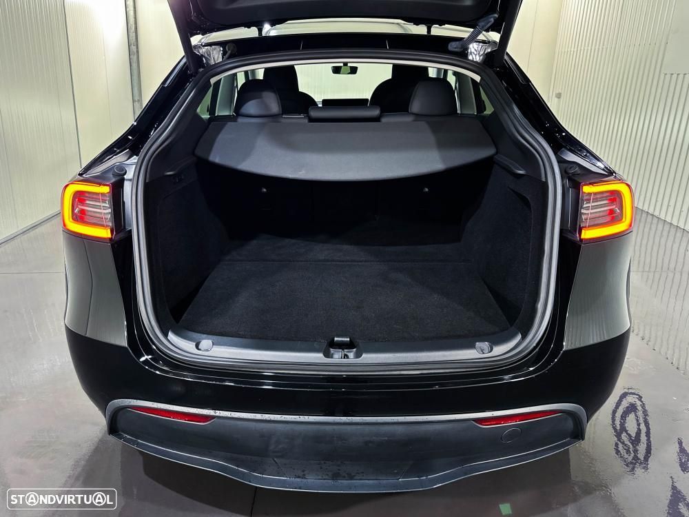 Tesla Model Y Long Range Dual Motor AWD - 55