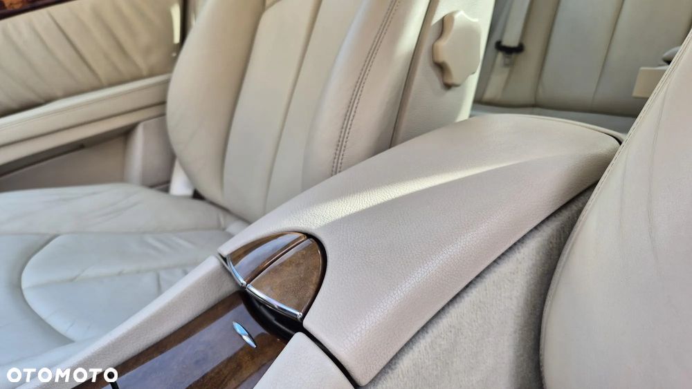 Mercedes-Benz Klasa E - 20