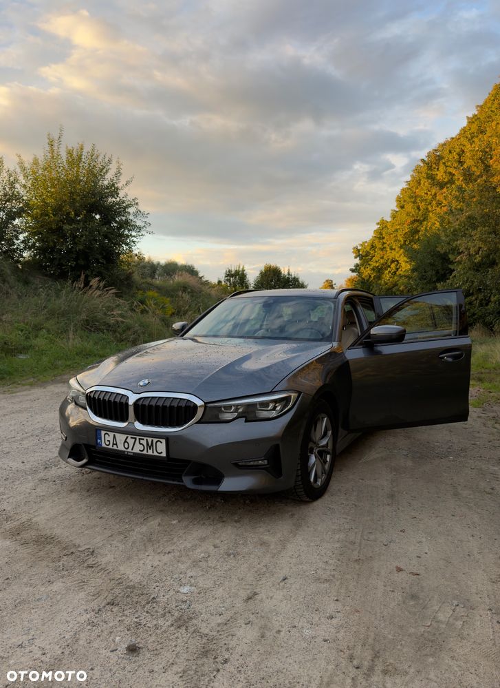 BMW Seria 3 320d Sport-Aut Efficient Dynamics Edition Luxury Line - 6
