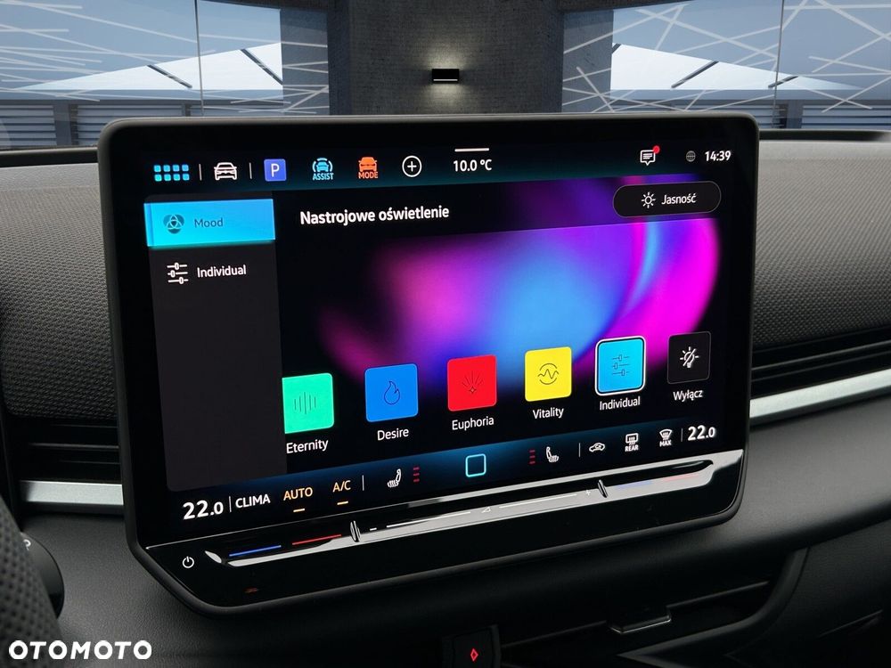 Volkswagen T-Roc 1.5 eTSI R-Line DSG - 23