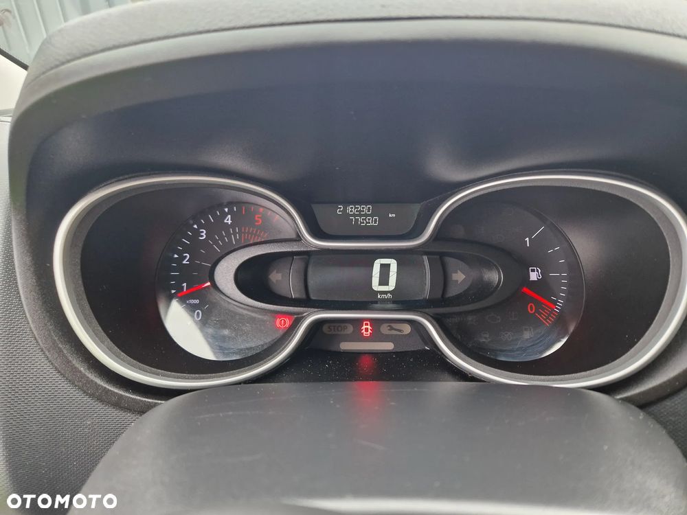 Renault Trafic - 8