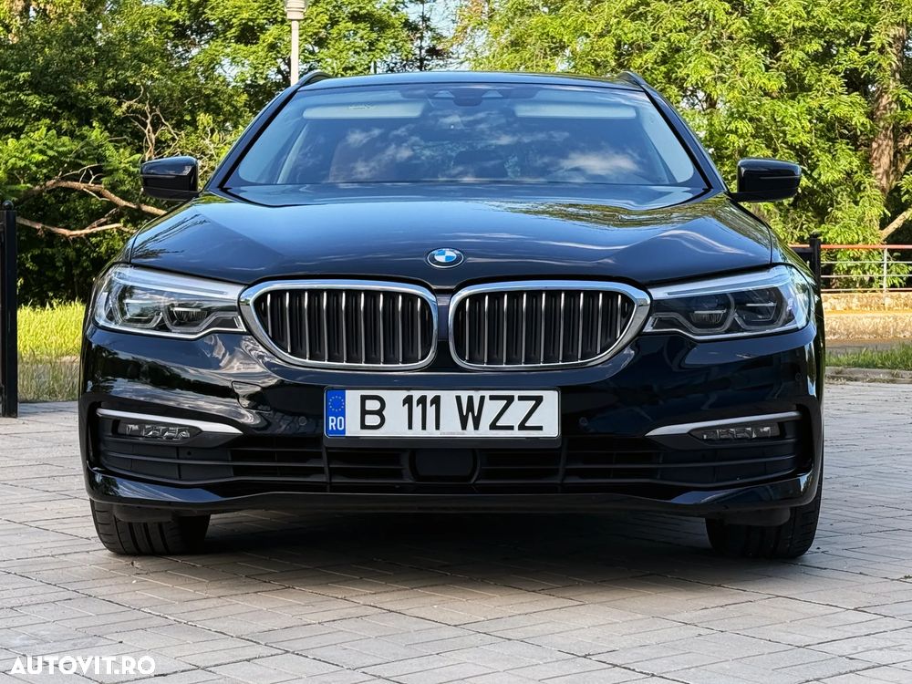 BMW Seria 5 520i Aut. Luxury Line - 15