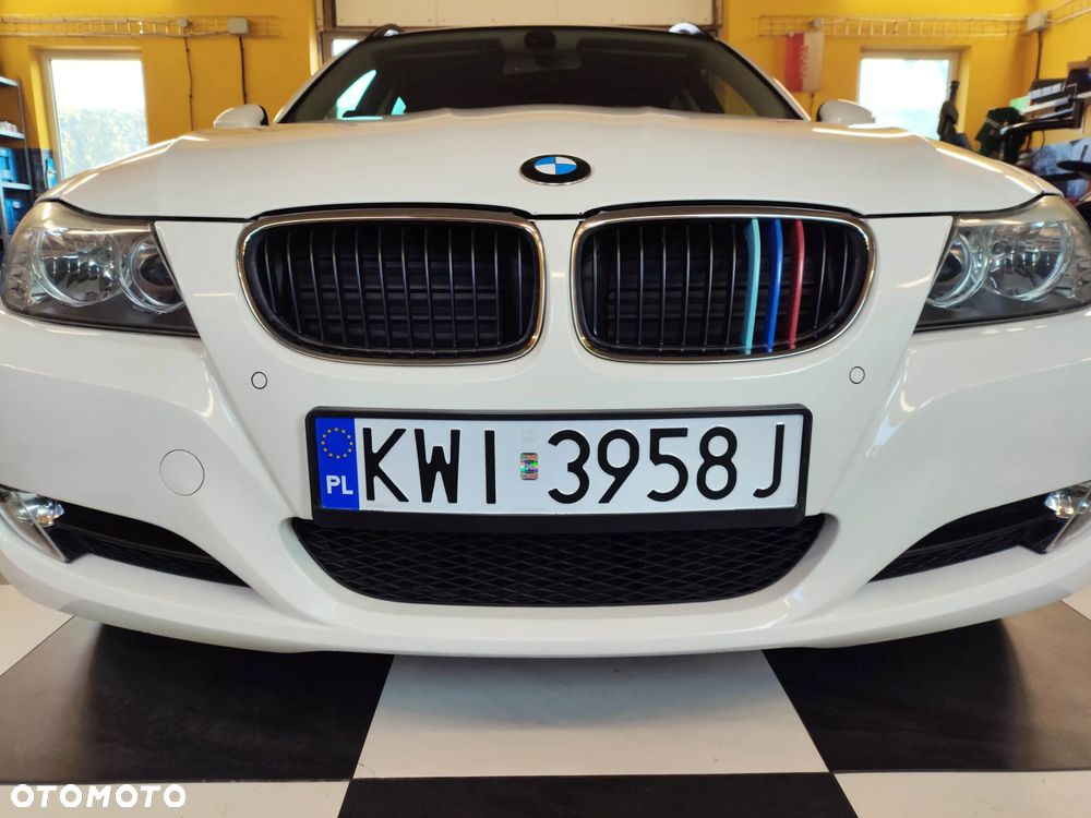 BMW Seria 3 318i - 28