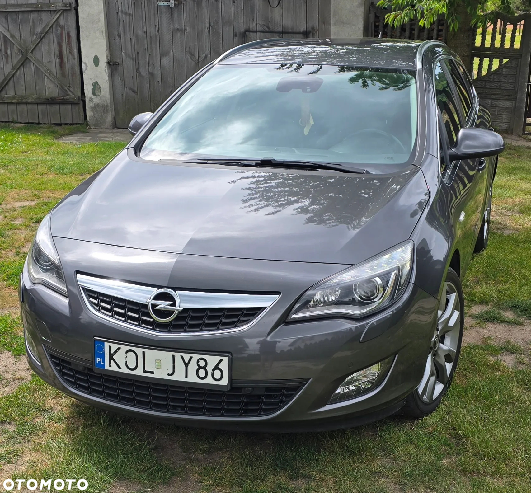 Opel Astra IV 2.0 CDTI Cosmo - 2