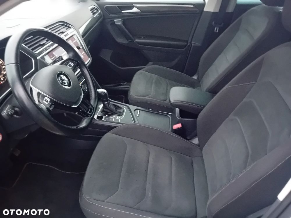 Volkswagen Tiguan 2.0 TDI SCR DSG R-Line - 11