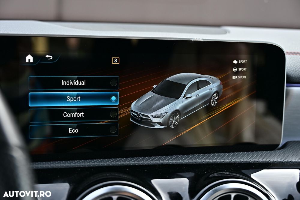 Mercedes-Benz CLA 180 7G-DCT Edition AMG Line - 25