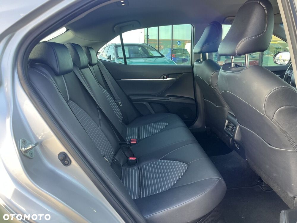Toyota Camry 2.5 Hybrid Prestige CVT - 13