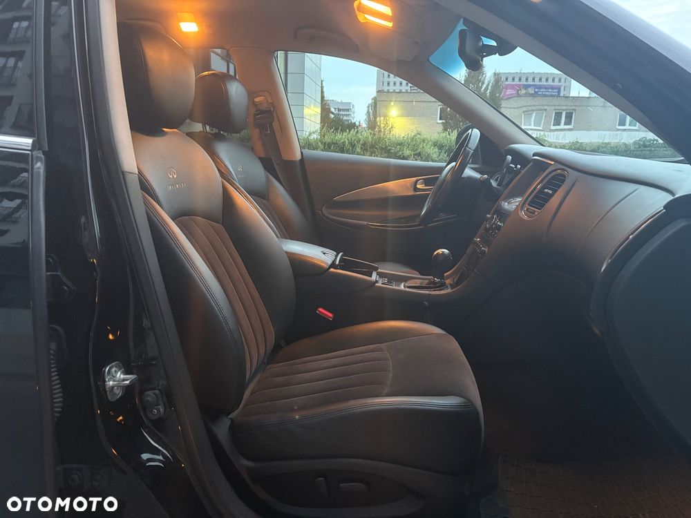 Infiniti EX EX30d - 15