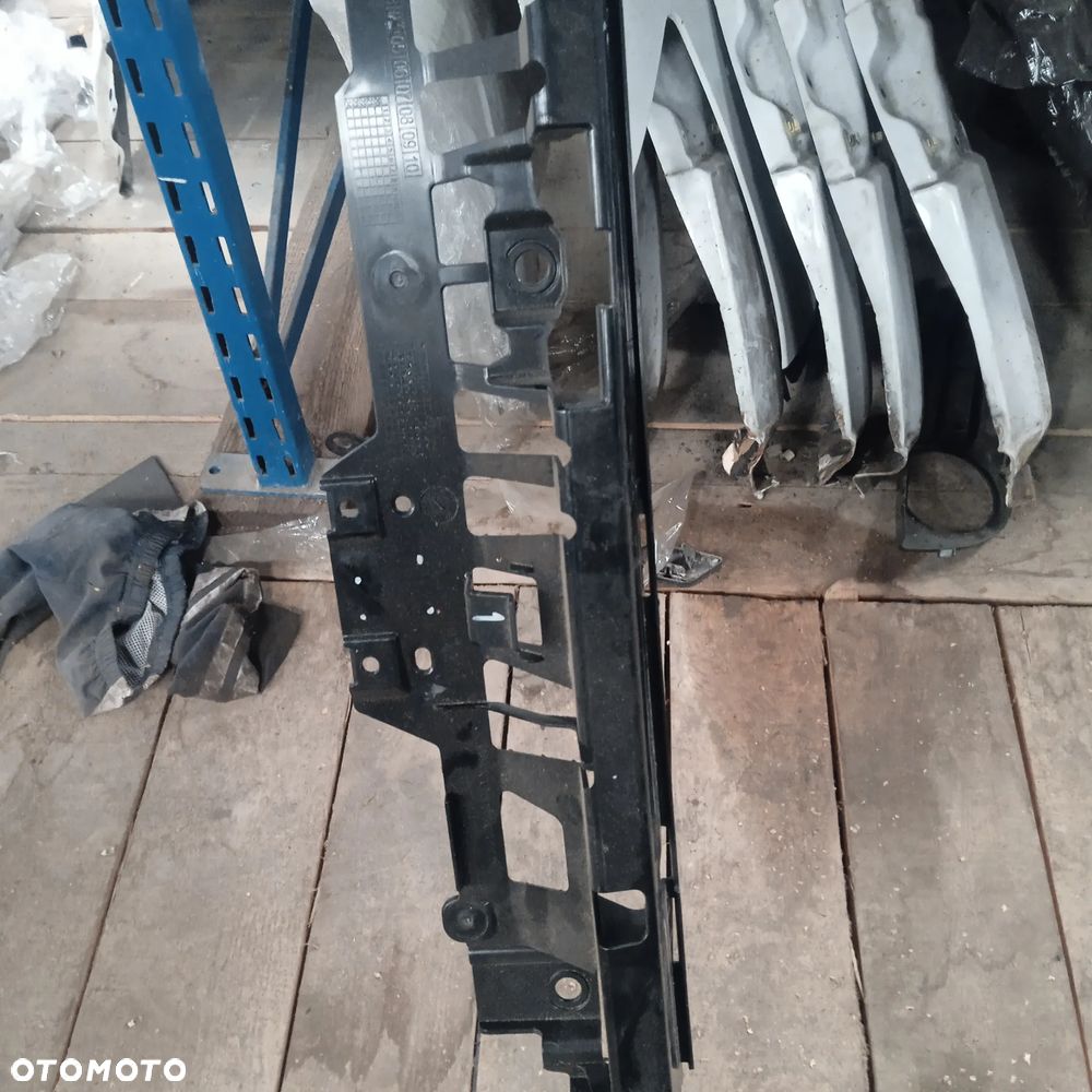Ślizg zderzaka tylnego BMW F20 7371712 - 3