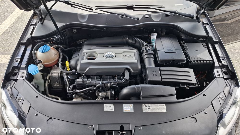 Volkswagen Passat - 20