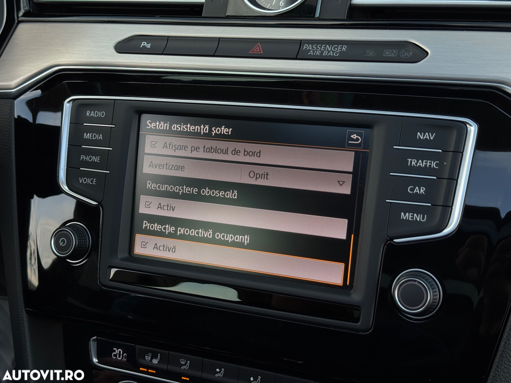 Volkswagen Passat Variant 2.0 TDI DSG 4Motion Highline - 21
