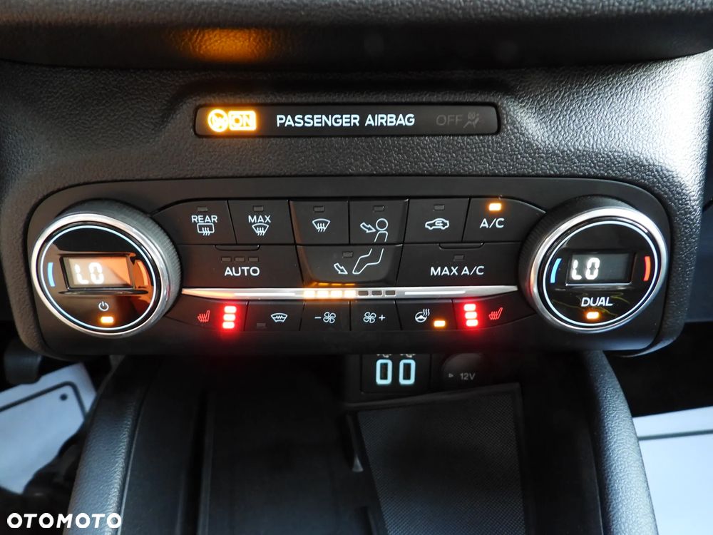 Ford Kuga - 35