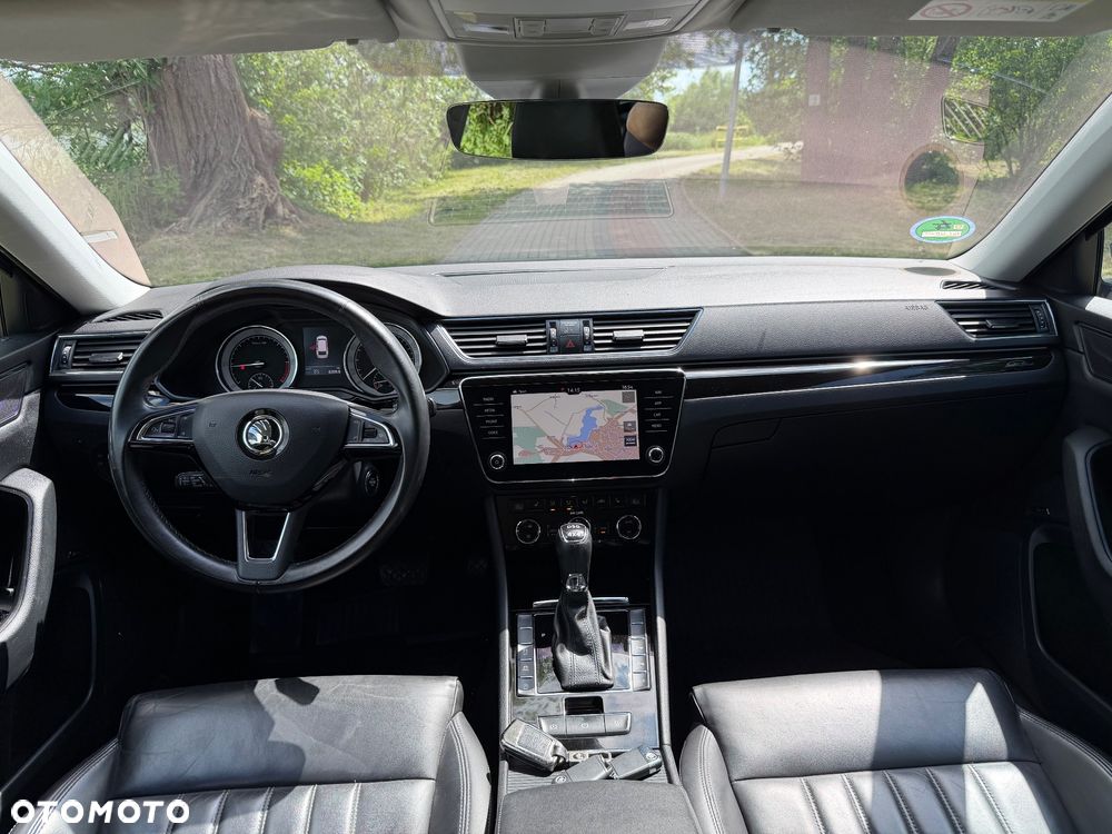 Skoda Superb 2.0 TDI 4x4 DSG L&K - 15