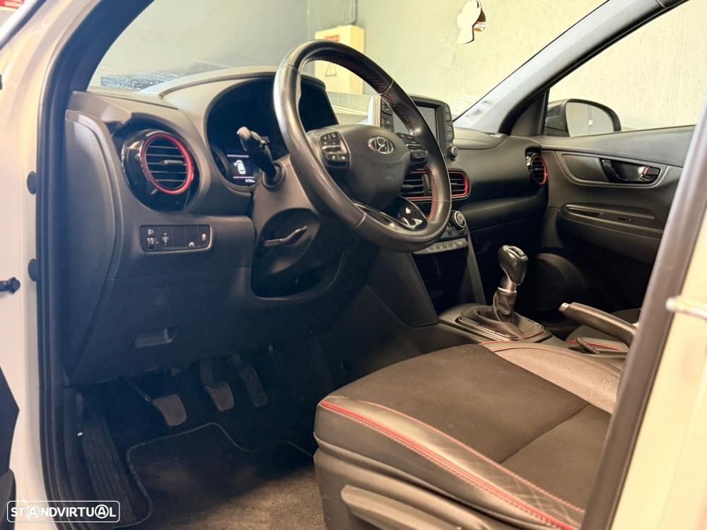 Hyundai Kauai 1.0 T-GDi Pele/Tecido Vermelho - 15