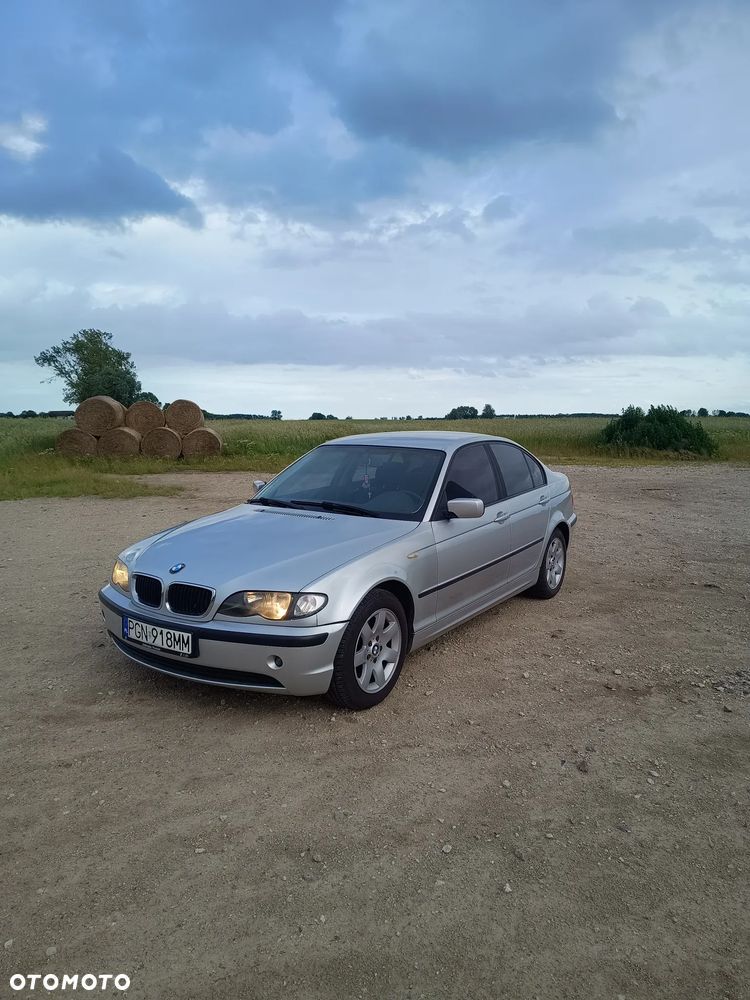 BMW Seria 3 318i - 6