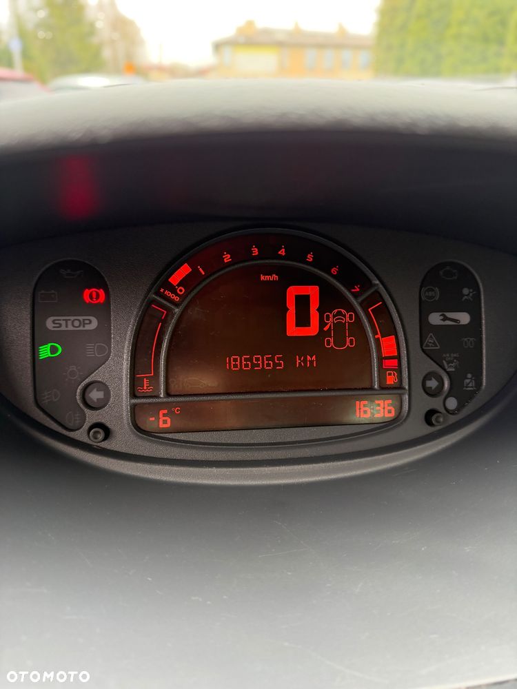 Renault Modus 1.6 16V Dynamique - 19