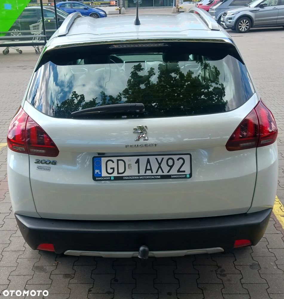 Peugeot 2008 1.2 Pure Tech Allure S&S EAT6 - 5