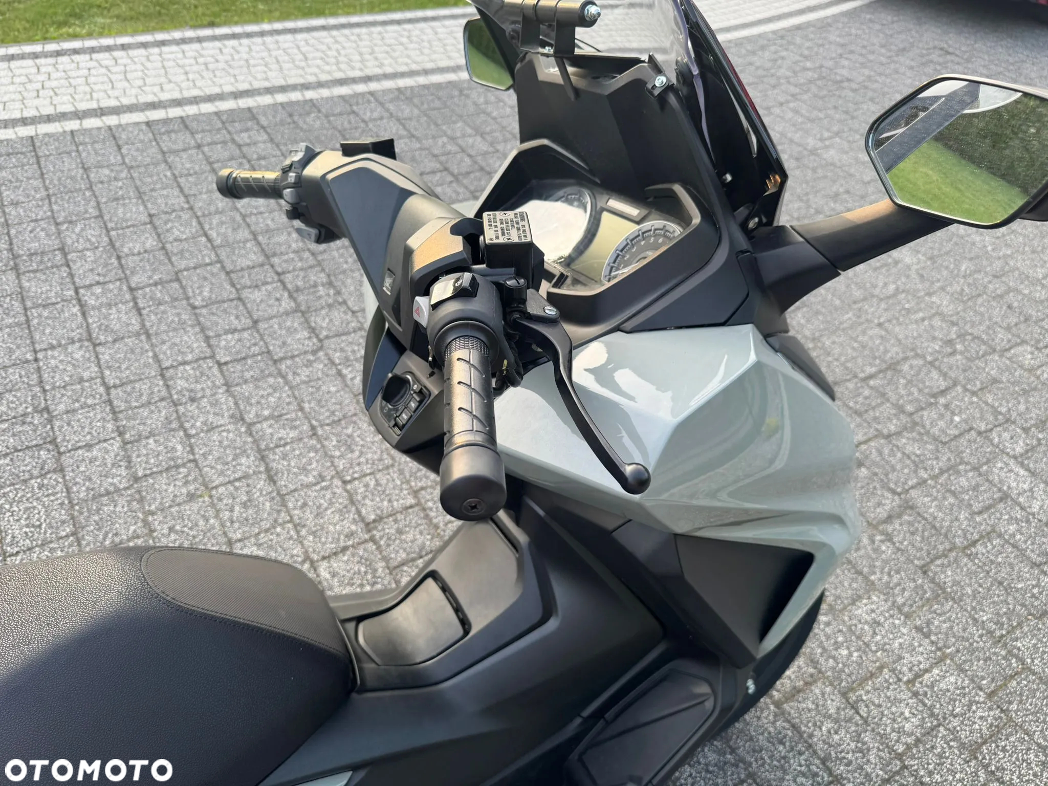 Honda NSS - 9