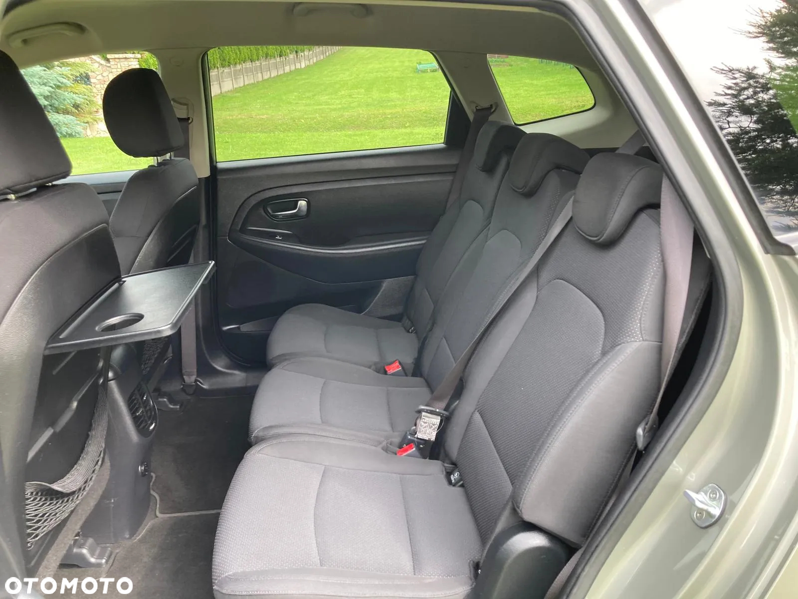 Kia Carens 1.6 GDI Edition 7 - 18