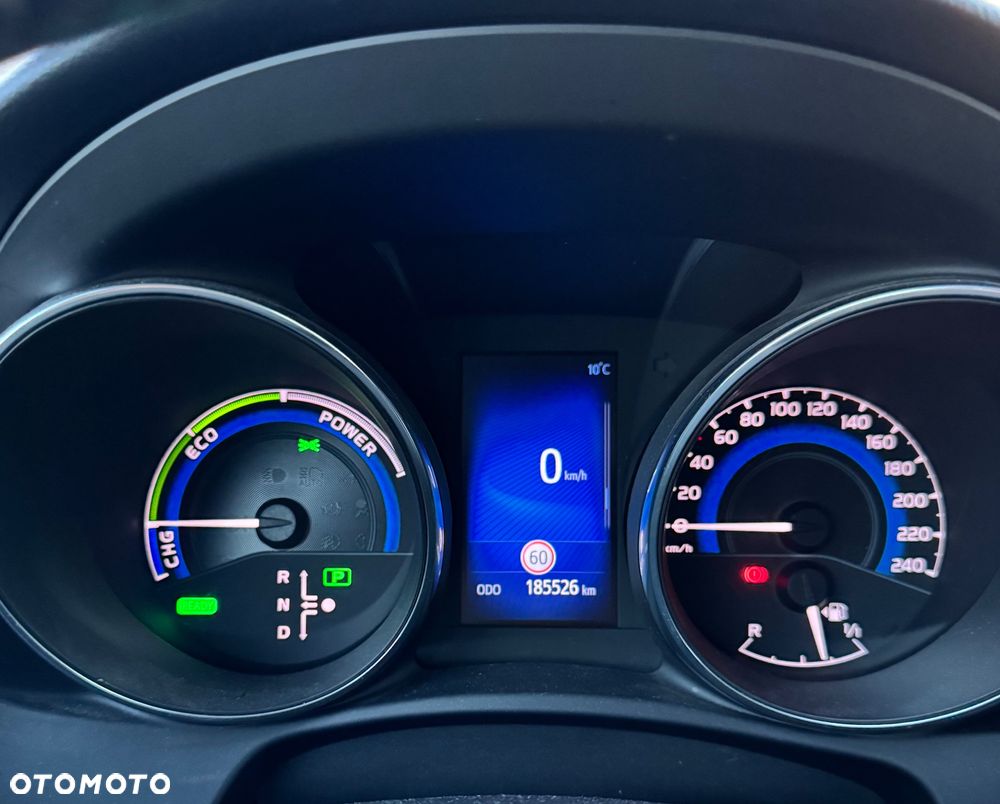 Toyota Auris 1.8 HSD Luna - 11