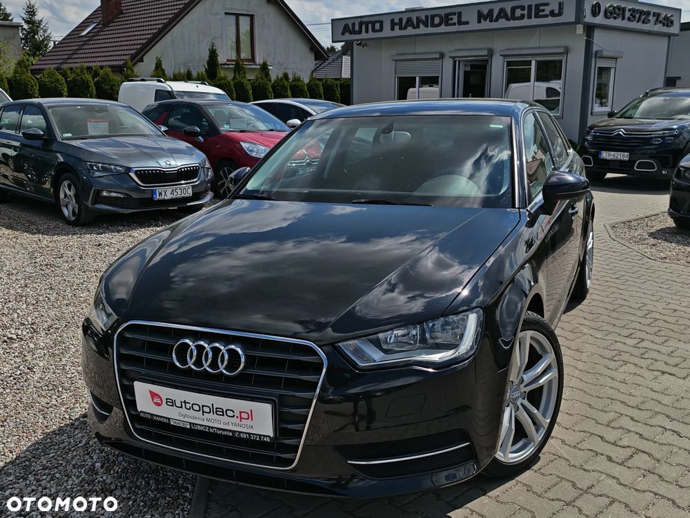 Audi A3 Sportback - 2