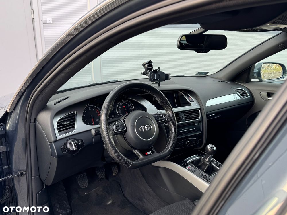 Audi A4 Avant 2.0 TFSI S line Sportpaket (plus) - 22