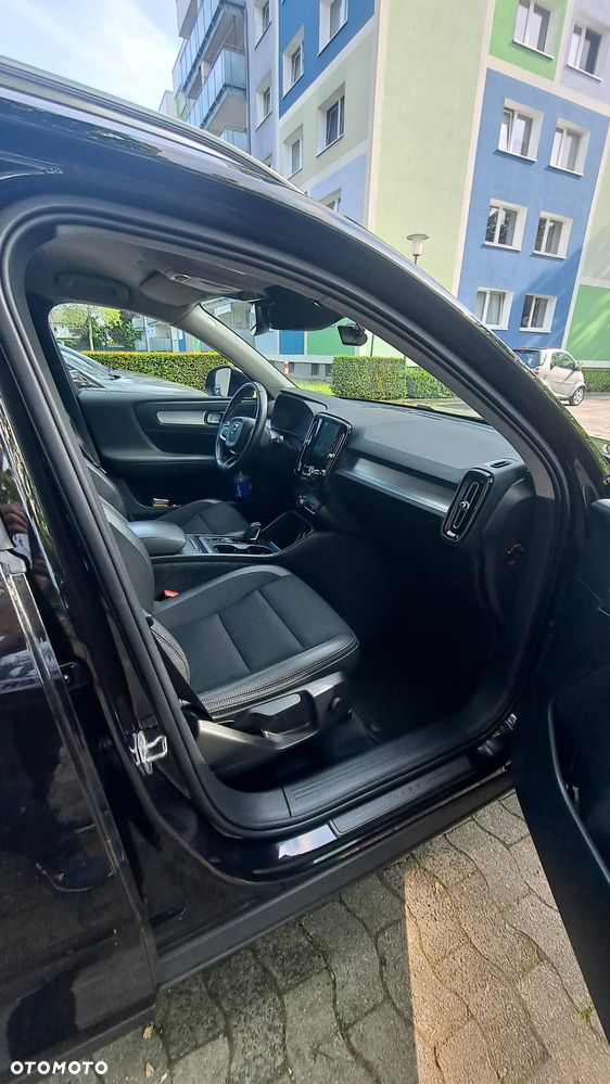 Volvo XC 40 D3 Momentum - 4