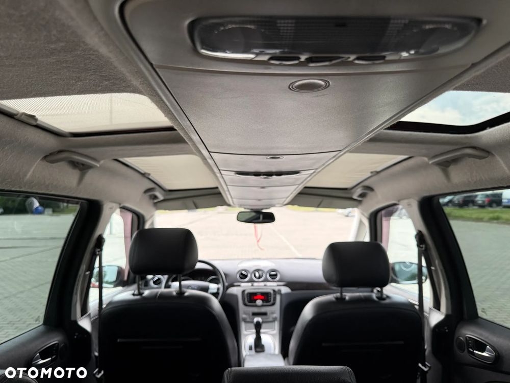 Ford Galaxy 2.0 TDCi Ghia - 21