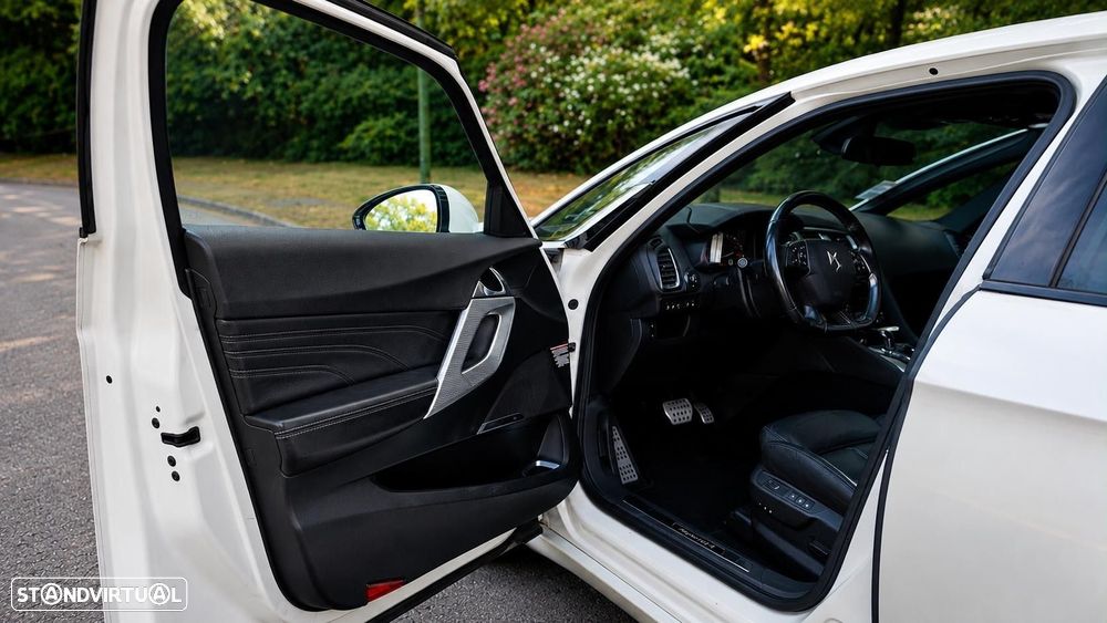 Citroën DS5 2.0 HDi Hybrid4 Sport Chic CMP6 - 6