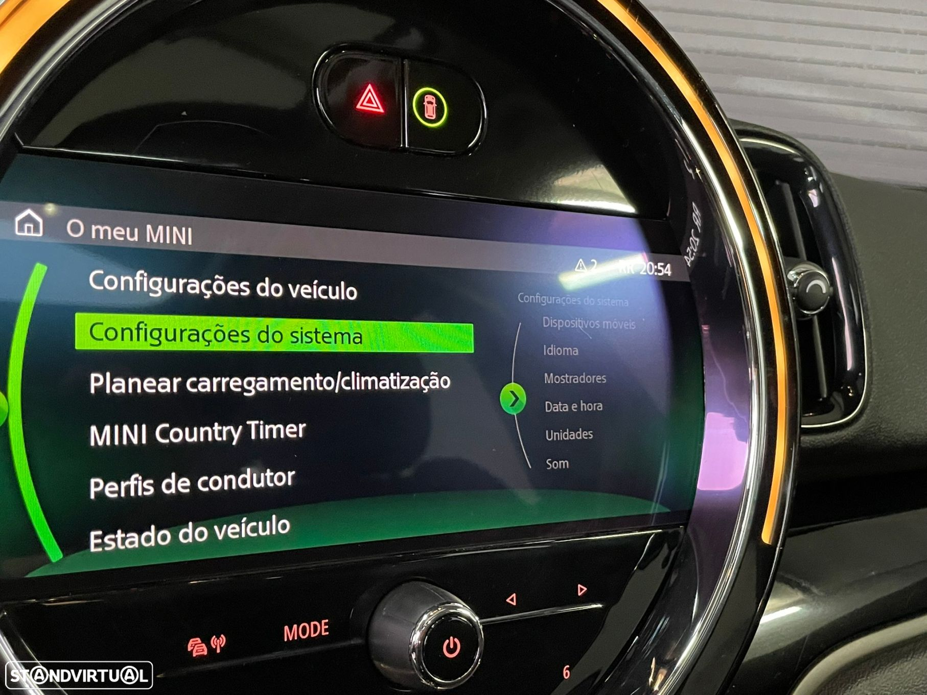 MINI Countryman Cooper SE Premium Essential Auto - 24