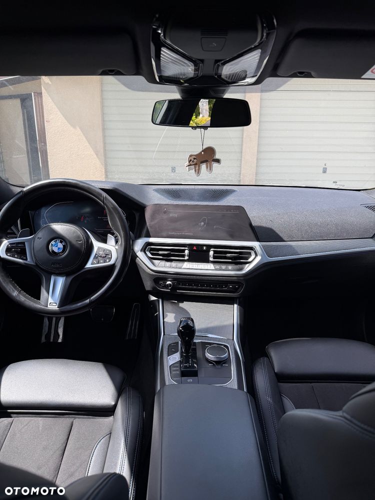 BMW Seria 3 320d M Sport Shadow - 12