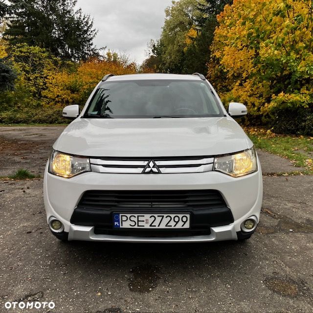 Mitsubishi Outlander 2.4 Instyle NAVI EU5 CVT - 18