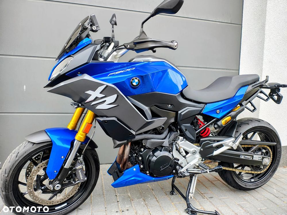BMW XR - 1