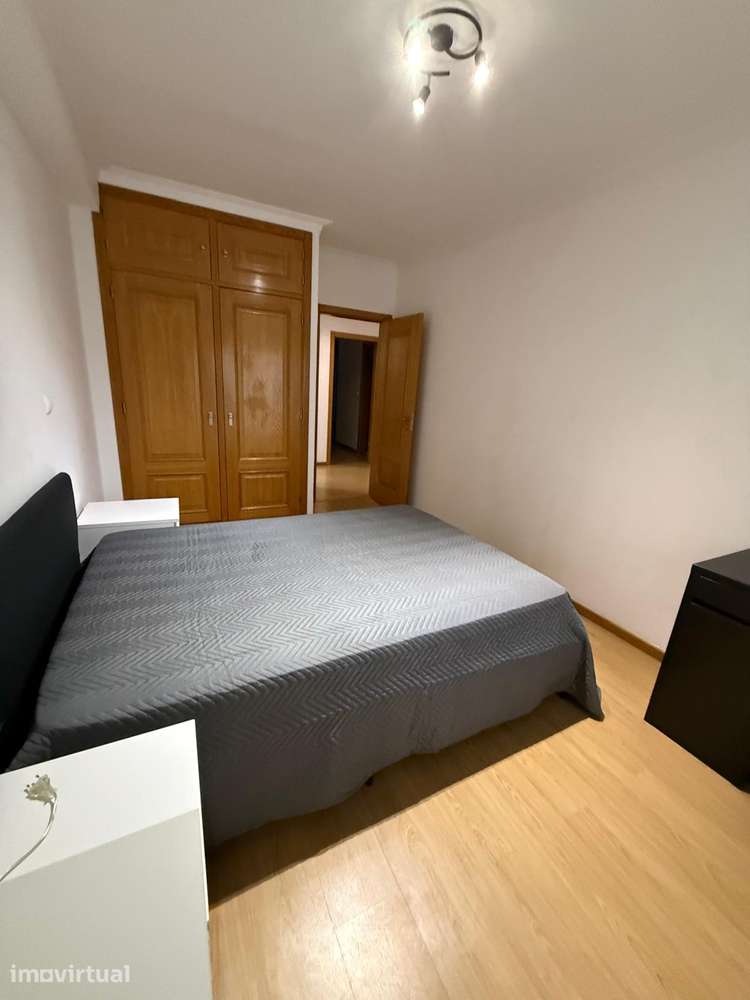 Aluga-se Quarto a Estudante Universitário Lisboa - Grande imagem: 4/8