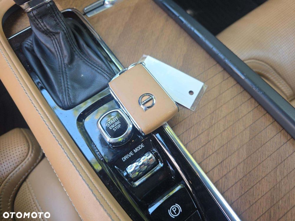 Volvo XC 90 T6 AWD Inscription - 15