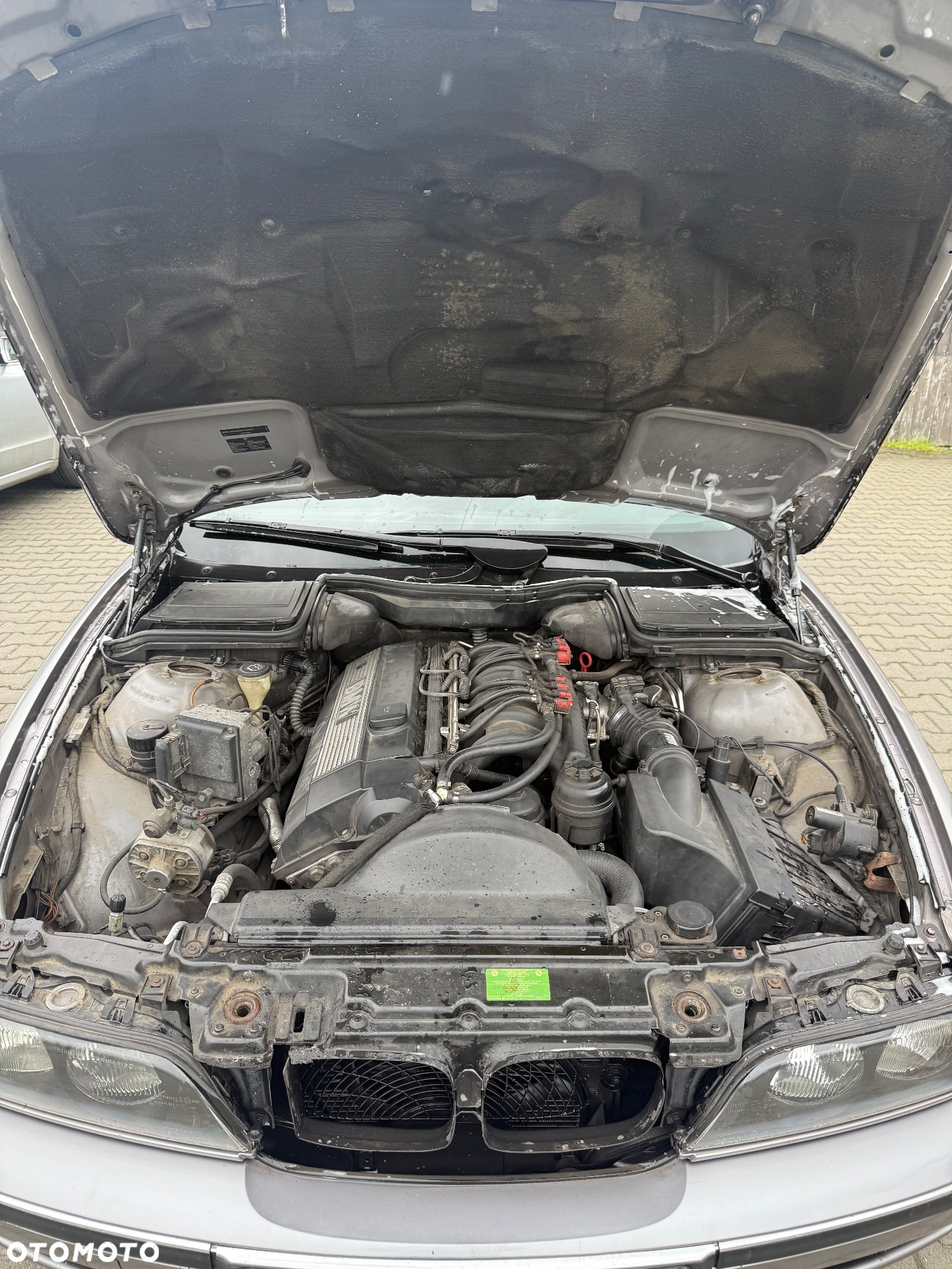 BMW Seria 5 523i - 6