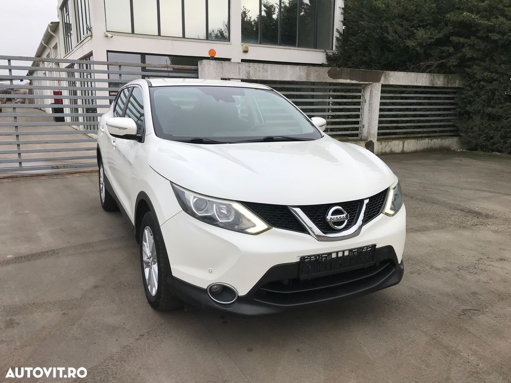 Nissan Qashqai - 1