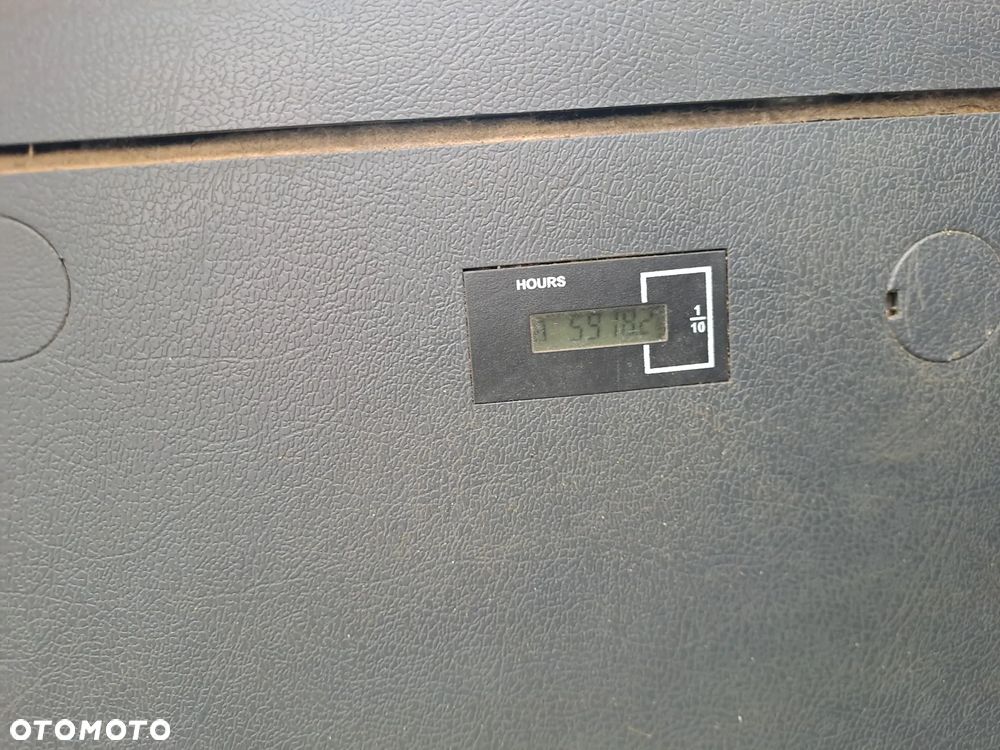 Hyundai HX140 LC - 9