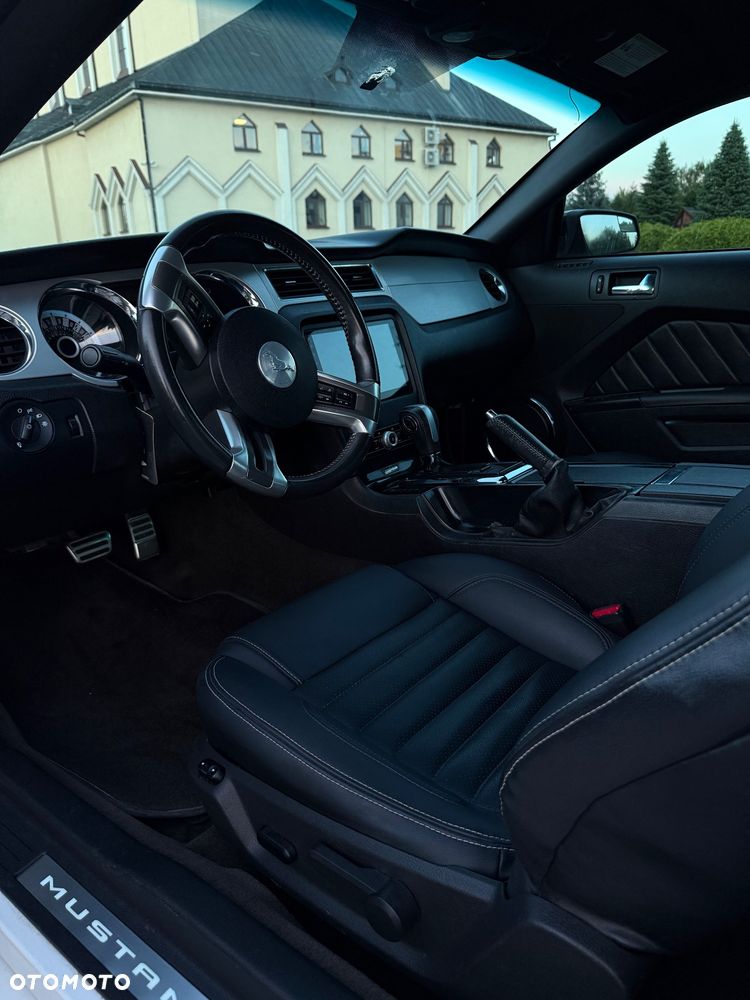 Ford Mustang 3.7 V6 Premium - 7