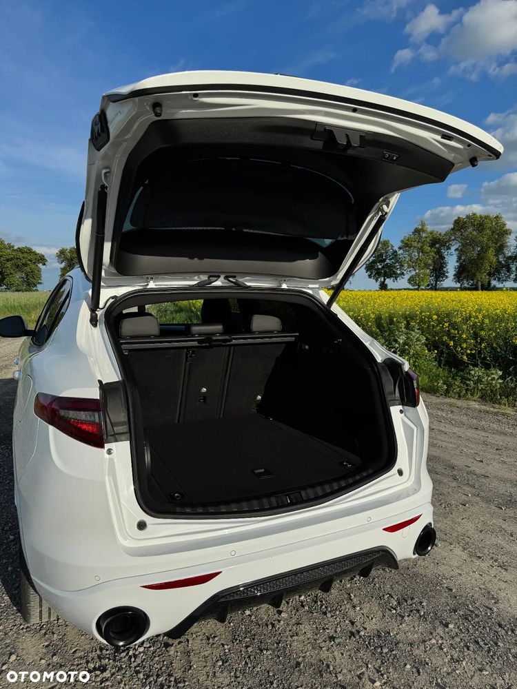 Alfa Romeo Stelvio 2.0 Turbo TI Q4 - 7