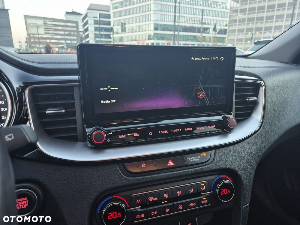 Kia Ceed 1.5 T-GDI Tribute DCT - 28