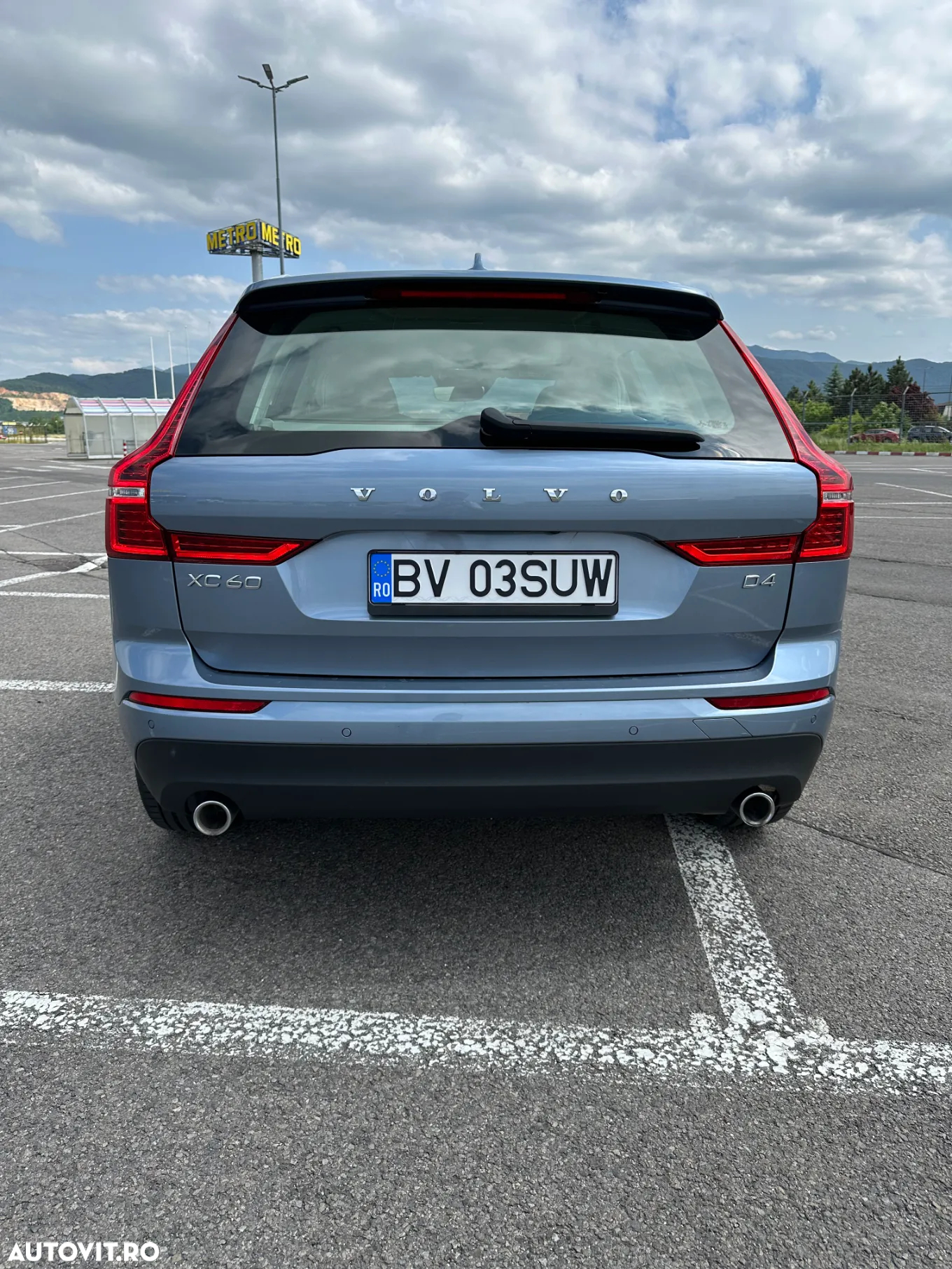 Volvo XC 60 D4 Momentum Pro - 6